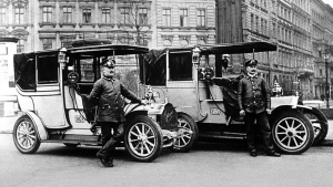 Начата деятельность общества «Санкт-Петербургский таксомотор»