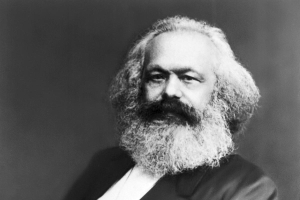 Карл Маркс выслан из Германии