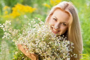 День красивых от природы девушек