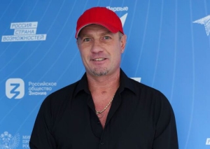 Роман Костомаров